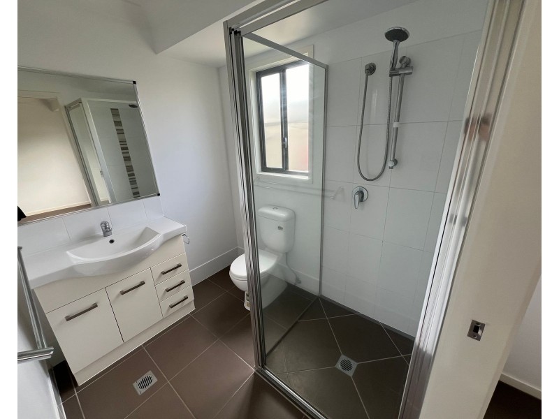 2/41 Primavera Boulevard, Beaconsfield QLD 4740