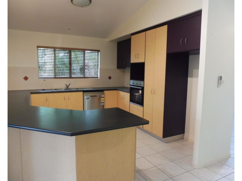 138 Waverley Street, Bucasia QLD 4750