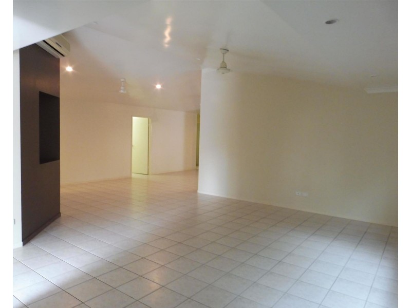 138 Waverley Street, Bucasia QLD 4750