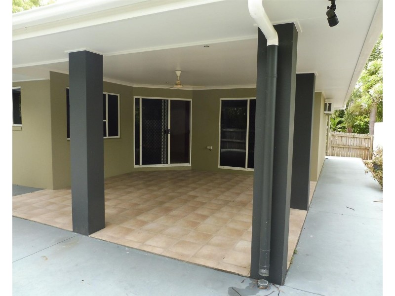 138 Waverley Street, Bucasia QLD 4750