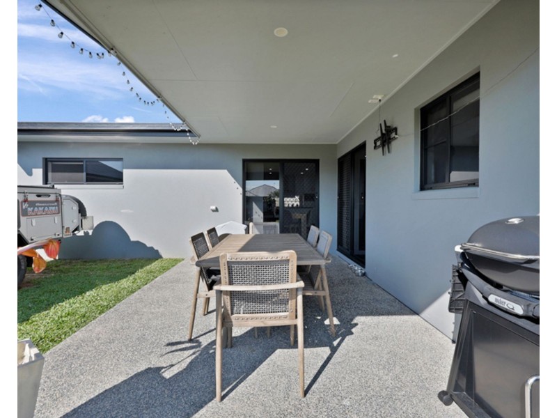 5 Beachwood Circuit, Bakers Creek QLD 4740