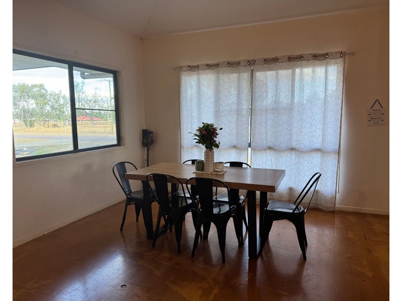 33-35 Mary Street, Nebo QLD 4742