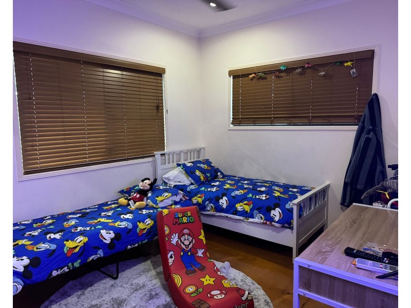 33-35 Mary Street, Nebo QLD 4742
