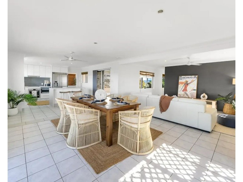 10 Captain Blackwood Drive, Sarina Beach QLD 4737