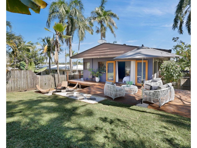 96 Mango Avenue, Eimeo QLD 4740