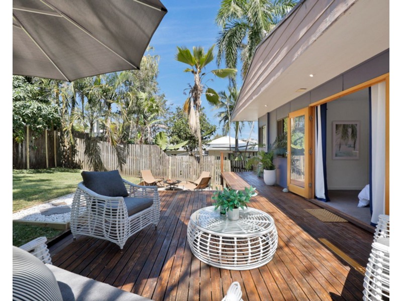 96 Mango Avenue, Eimeo QLD 4740