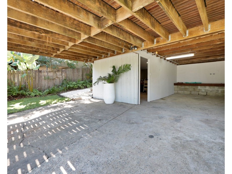 96 Mango Avenue, Eimeo QLD 4740