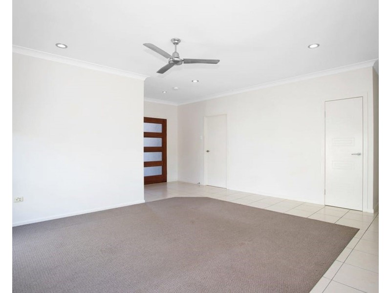 89 Village Circuit, Eimeo QLD 4740