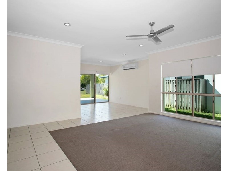 89 Village Circuit, Eimeo QLD 4740