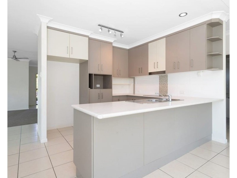 89 Village Circuit, Eimeo QLD 4740
