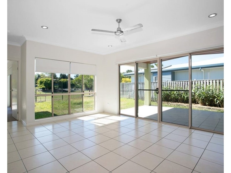 89 Village Circuit, Eimeo QLD 4740