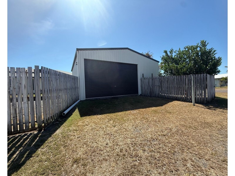 27 Audrena Street, Hay Point QLD 4740