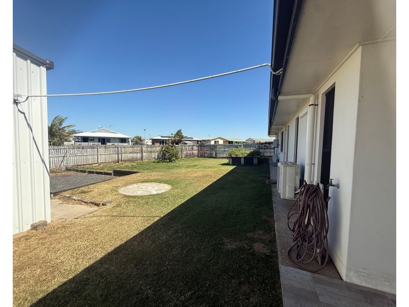 27 Audrena Street, Hay Point QLD 4740