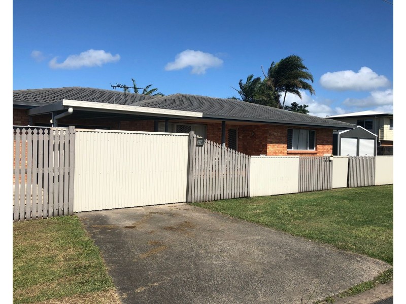 218 Milton Street, South Mackay QLD 4740
