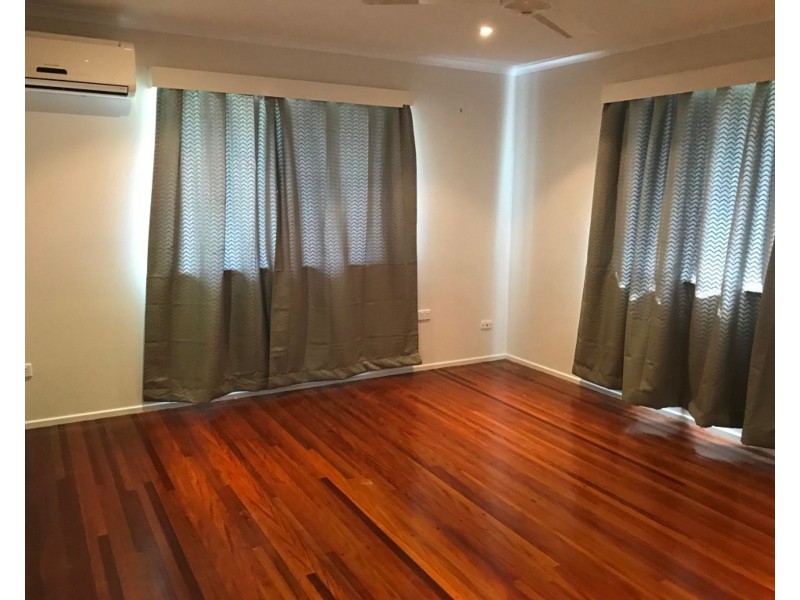 218 Milton Street, South Mackay QLD 4740