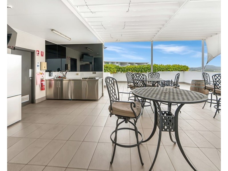 402/7 Nelson Street, Mackay QLD 4740