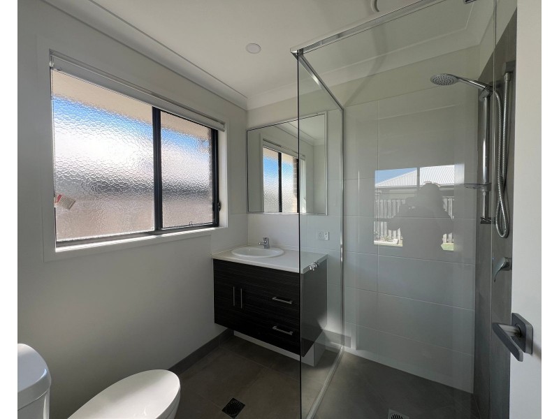 31 Donovan Street, Blacks Beach QLD 4740