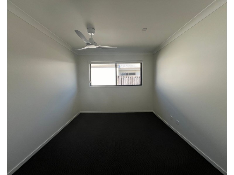 31 Donovan Street, Blacks Beach QLD 4740