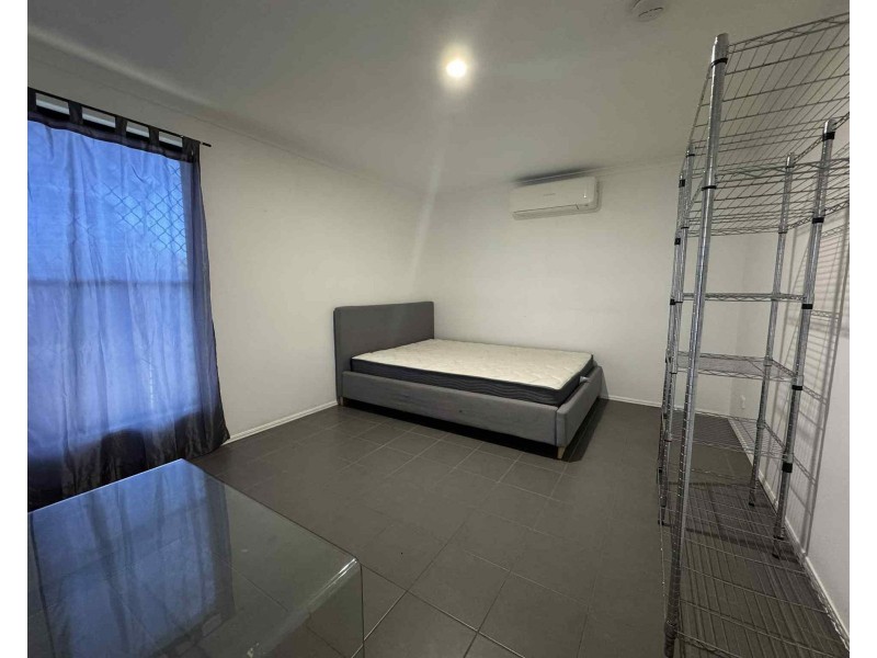 3/4 Suttor Street, Nebo QLD 4742