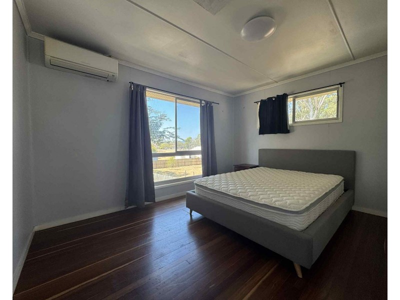 3/4 Suttor Street, Nebo QLD 4742