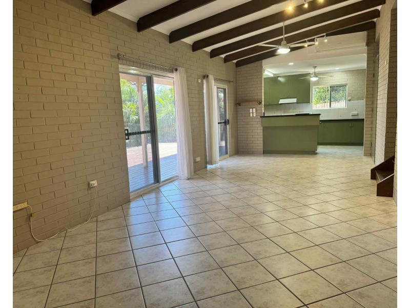 12 Hackett Court, Campwin Beach QLD 4737