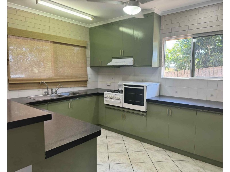 12 Hackett Court, Campwin Beach QLD 4737