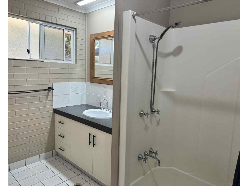 12 Hackett Court, Campwin Beach QLD 4737