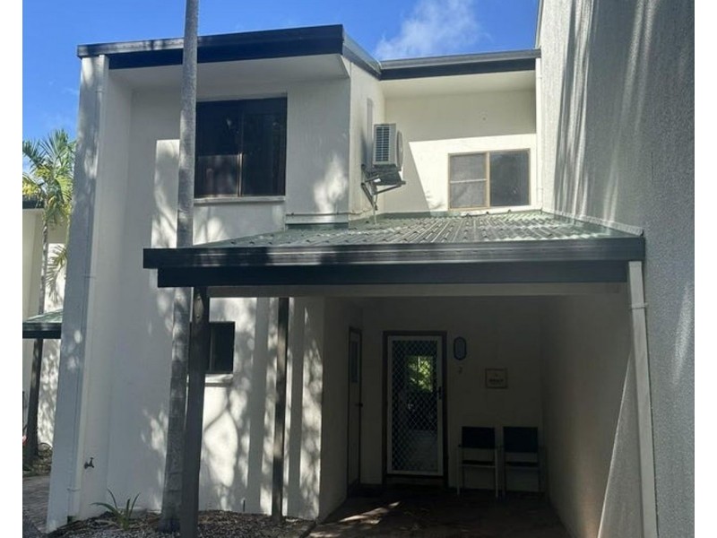 2/9 Pacific Drive, Blacks Beach QLD 4740
