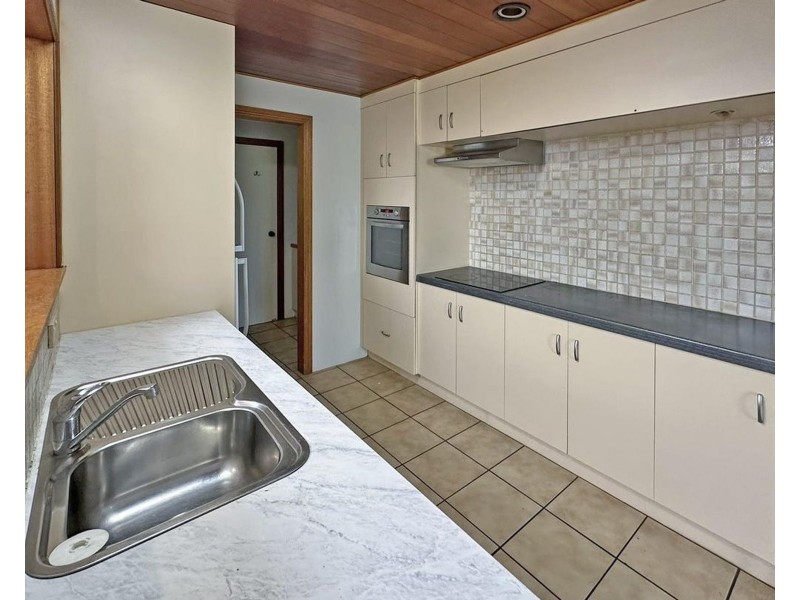 2/9 Pacific Drive, Blacks Beach QLD 4740