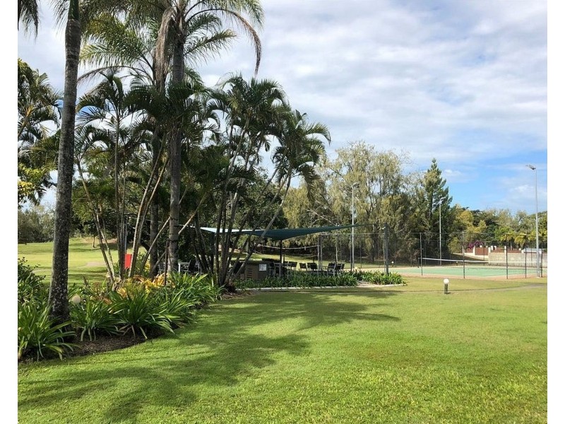 2/9 Pacific Drive, Blacks Beach QLD 4740