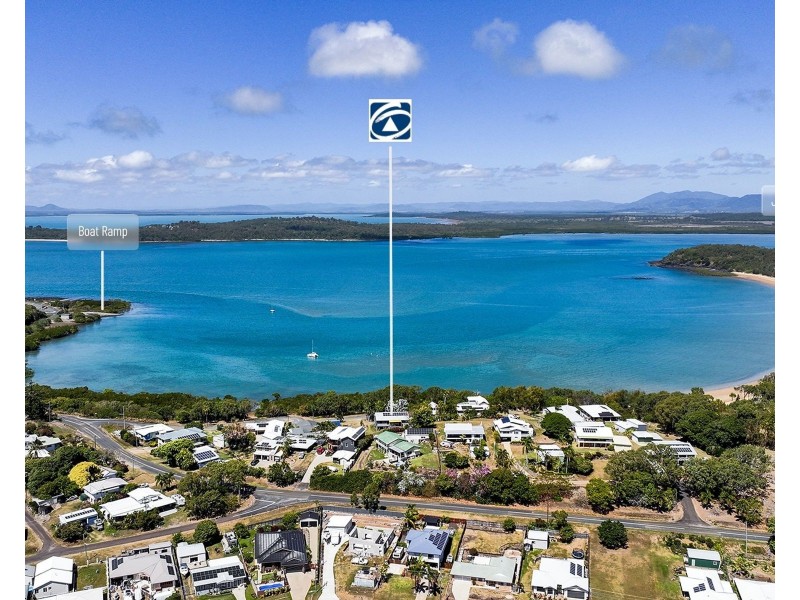 10 Ferries Terrace, Sarina Beach QLD 4737