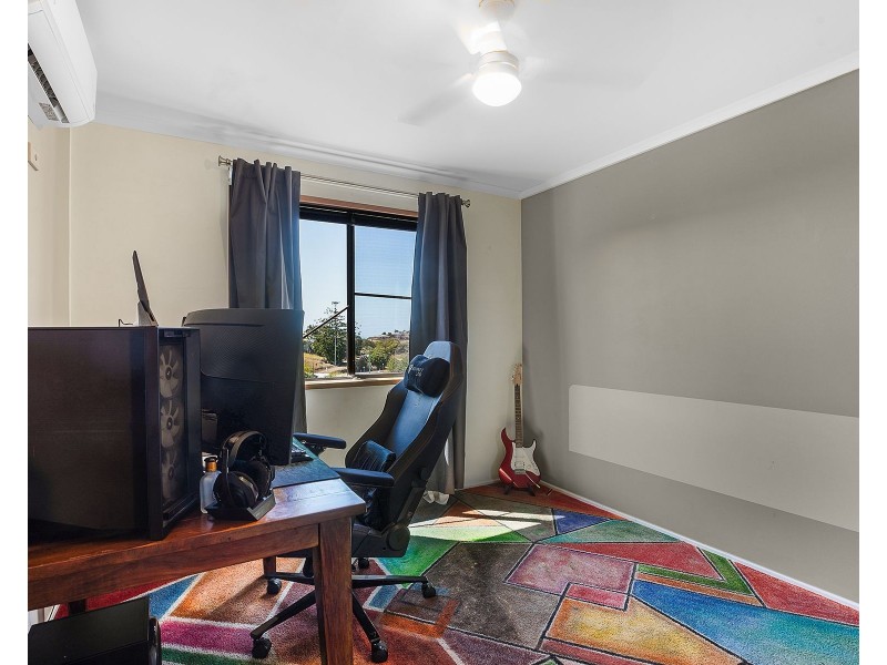 10 Ferries Terrace, Sarina Beach QLD 4737