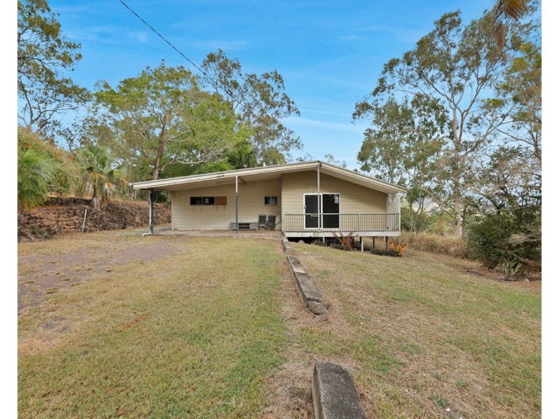 6 Lambert Road, Sarina QLD 4737