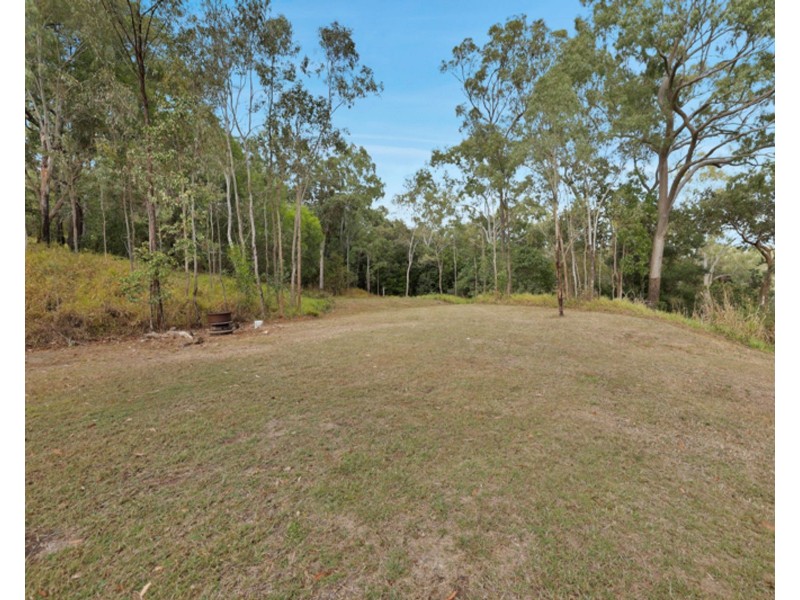 6 Lambert Road, Sarina QLD 4737