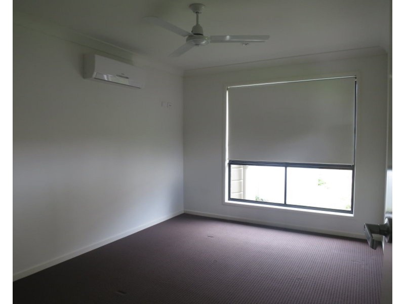 2/6 Lyam Place, Eimeo QLD 4740