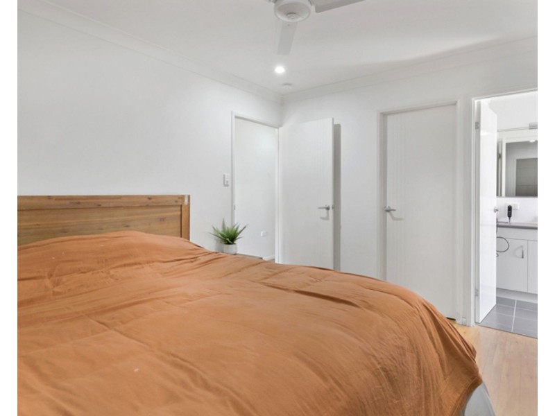 17 Sonoran Street, Rural View QLD 4740