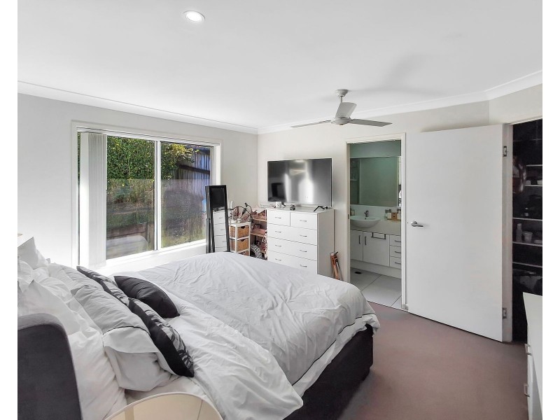 1/37 Hangan Street, Bucasia QLD 4750