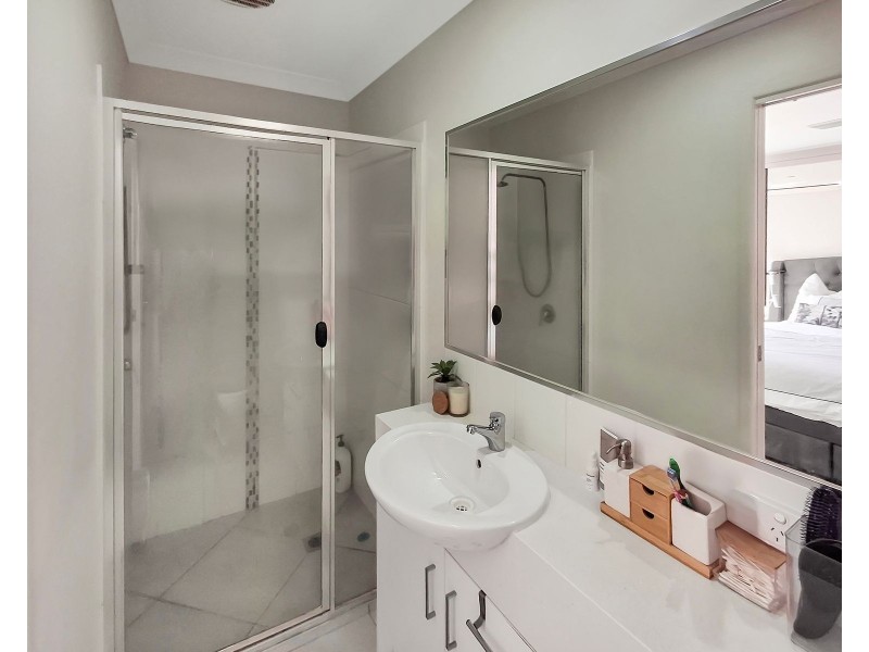 1/37 Hangan Street, Bucasia QLD 4750
