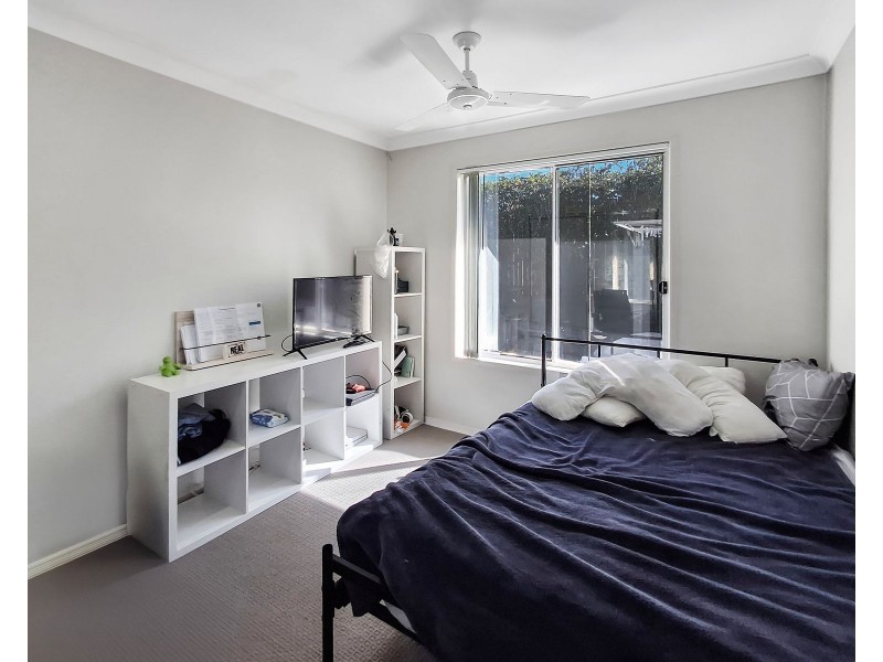 1/37 Hangan Street, Bucasia QLD 4750