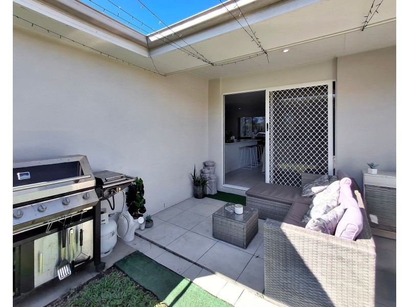 1/37 Hangan Street, Bucasia QLD 4750