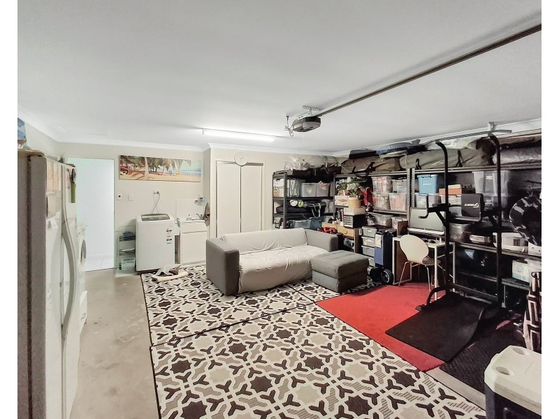 1/37 Hangan Street, Bucasia QLD 4750