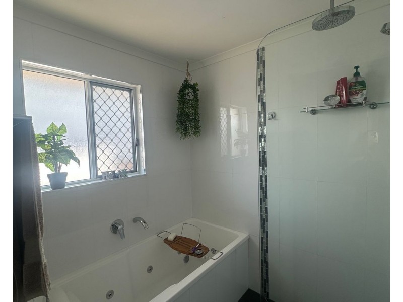 67 Rasmussen Avenue, Hay Point QLD 4740