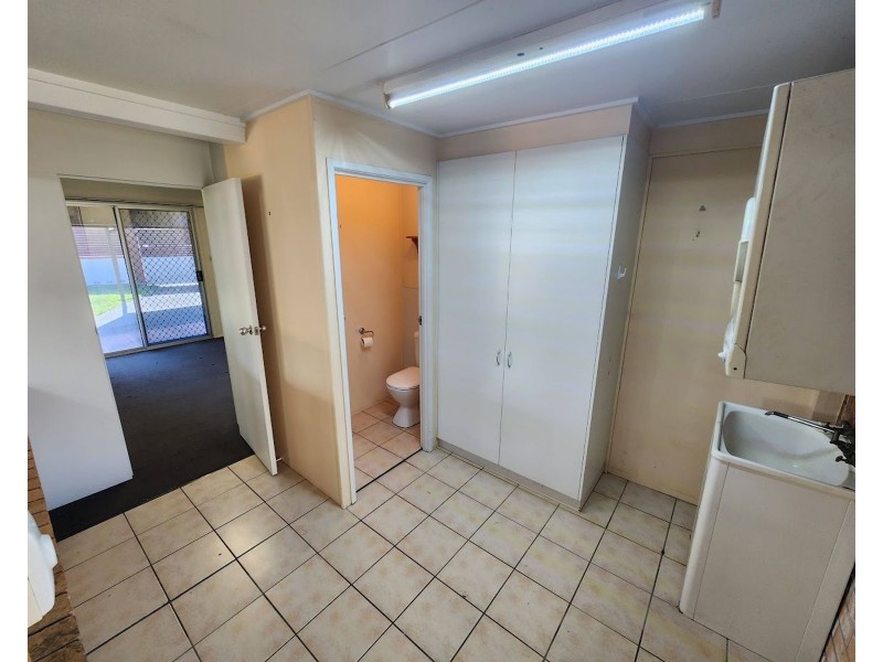 2 MAPLE DRIVE, Andergrove QLD 4740
