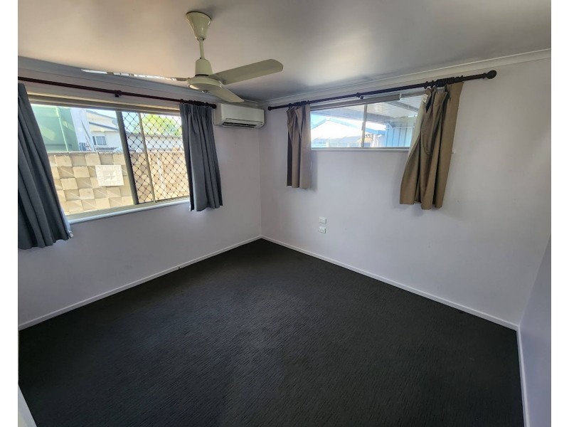 2 MAPLE DRIVE, Andergrove QLD 4740