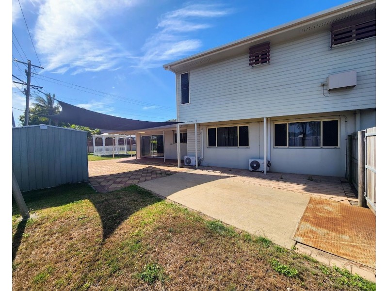 2 MAPLE DRIVE, Andergrove QLD 4740