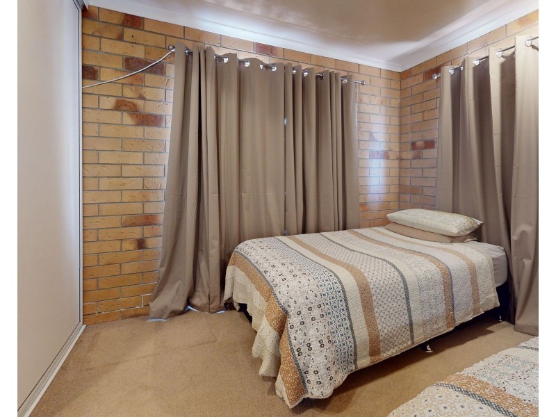 1/12 East Street, Sarina QLD 4737