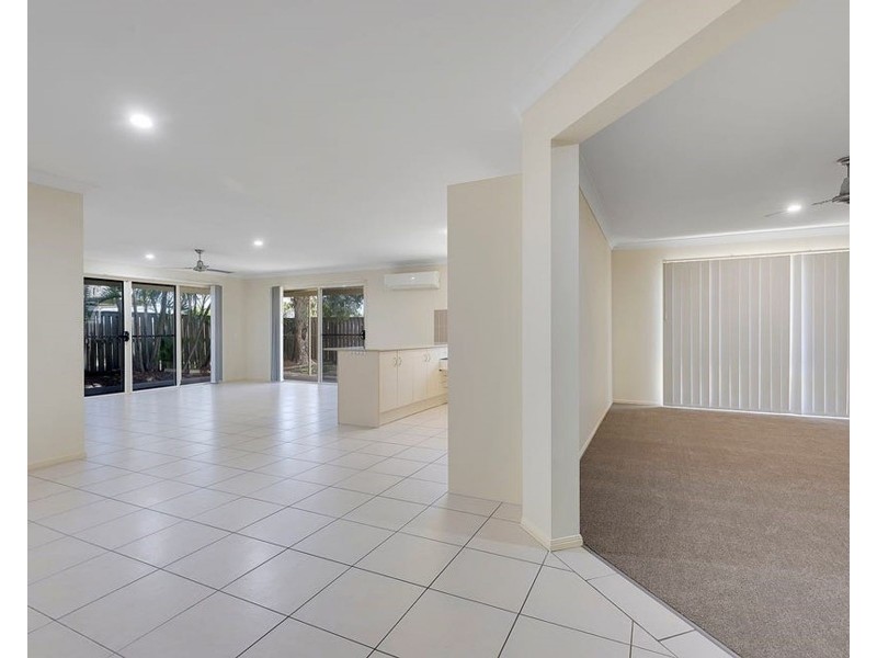38 Whitehaven Drive, Blacks Beach QLD 4740