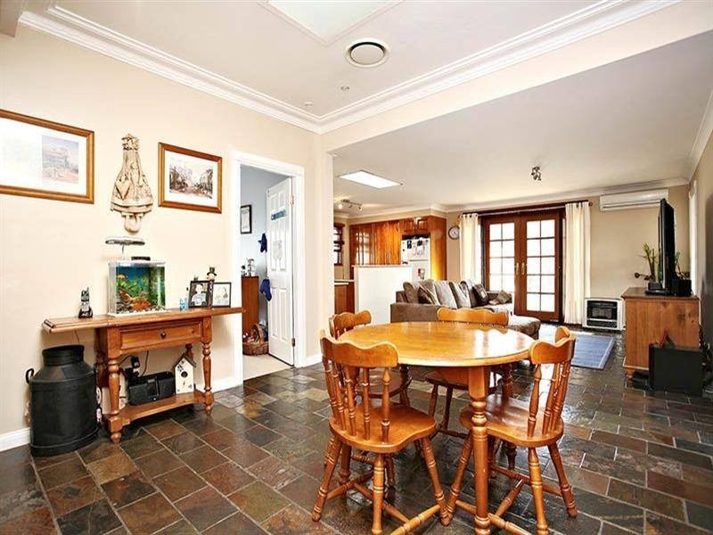 8 Stella Place, Blacktown NSW 2148