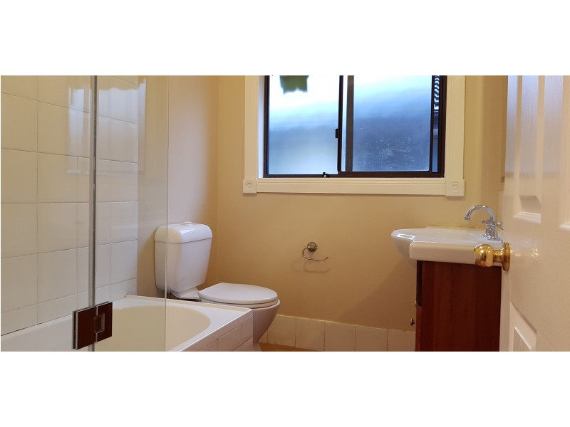 8 Stella Place, Blacktown NSW 2148