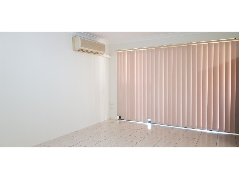 4/249 Dunmore Street, Pendle Hill NSW 2145